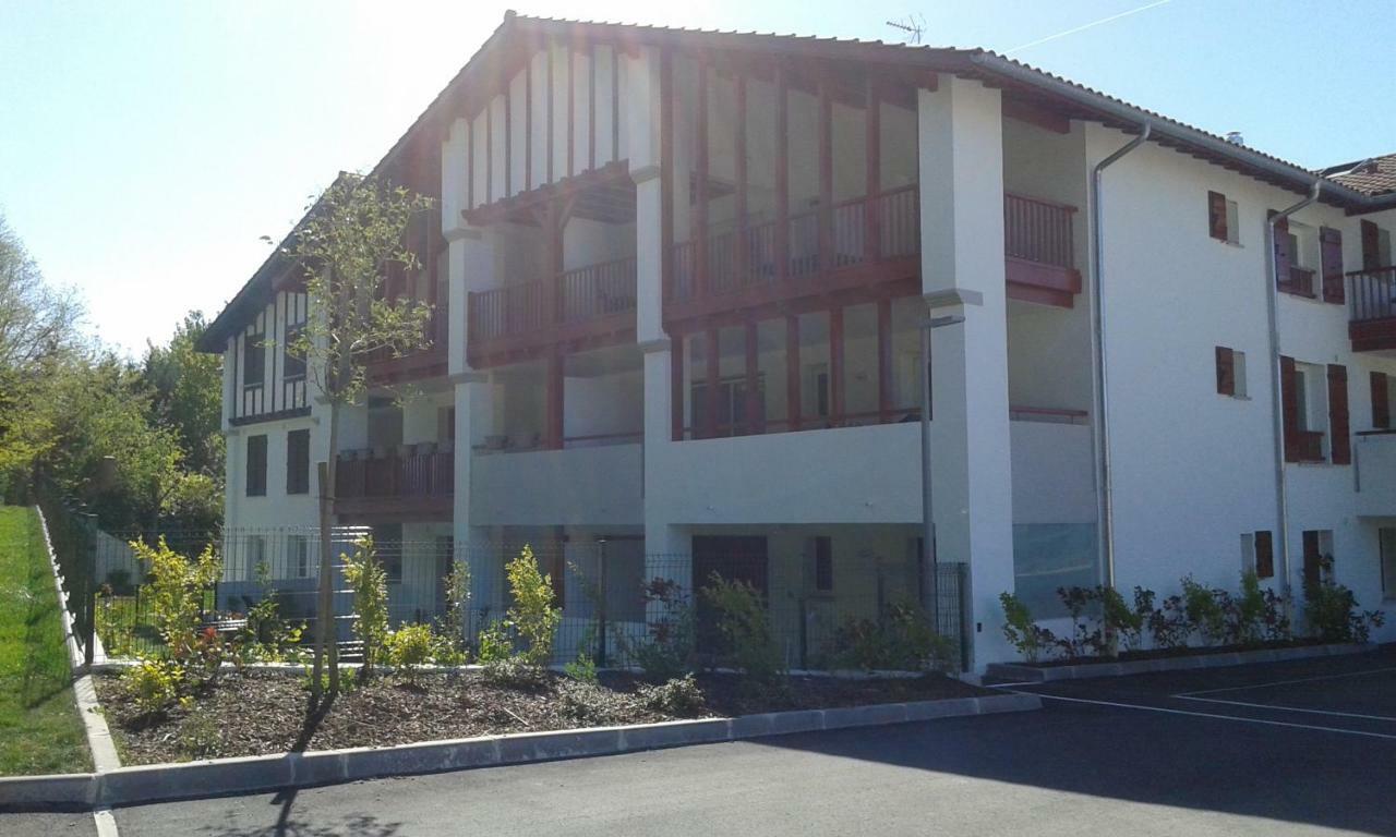 Hendaye- T2 3*-Wifi-350M Plage-Terrasse-Garage Exterior photo